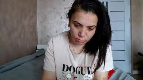 LorraGrey online show from 12, 5, 2026