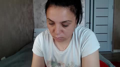 LorraGrey online show from 9, 6, 2026