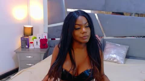 lorraine_johnson online show from 9, 5, 2026
