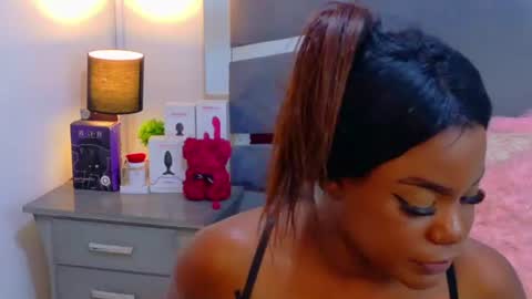 lorraine_johnson online show from 13, 6, 2026