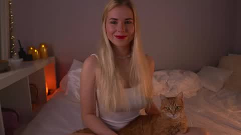 Lorrie online show from 22, 5, 2026