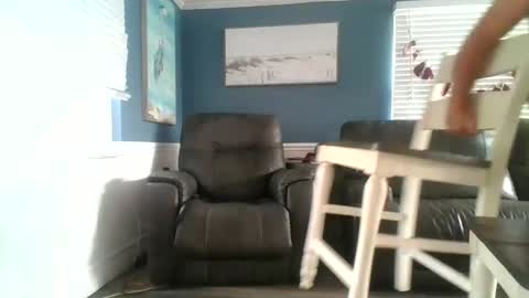 Snapshot of lostclover695 chatting on 20, 12, 2024 lostclover695 online show from 20, 12, 2024