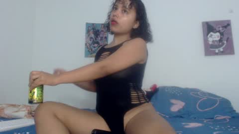 lou_cuteee online show from 16, 1, 2025