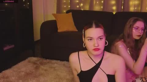 Snapshot of louannbisignano chatting on 24, 9, 2025 Riley online show from 24, 9, 2025