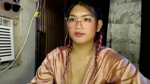 Sweet   online show from 12, 1, 2025