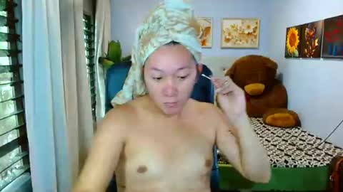 Snapshot of louie_sexy chatting on 24, 6, 2026 Cathy online show from 24, 6, 2026