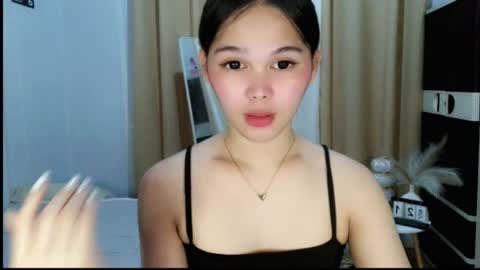 louilalicious online show from 22, 6, 2026