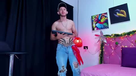 OF louis bcasta1 online show from 19, 12, 2024
