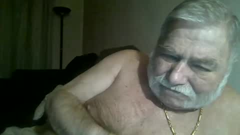louis_chokdee online show from 10, 1, 2025