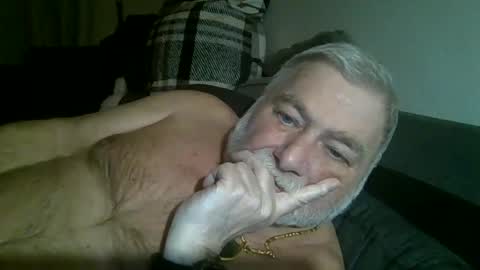 louis_chokdee online show from 10, 3, 2025