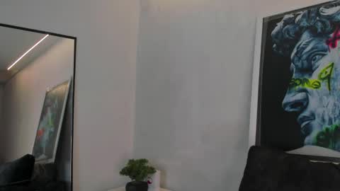 Snapshot of louis_connor chatting on 16, 4, 2026 Louis online show from 16, 4, 2026
