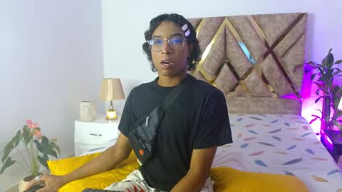 Louis Valdz online show from 9, 12, 2024