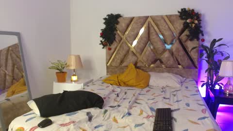 Louis Valdz online show from 17, 12, 2024