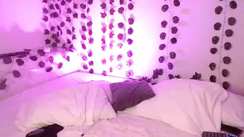 Louis Valdz online show from 10, 3, 2025