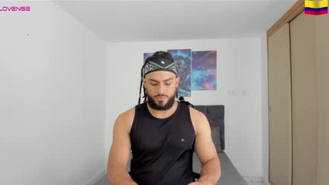 louis_marley_ online show from 23, 12, 2024