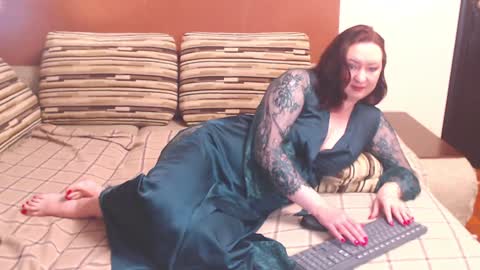 Louise Love online show from 7, 12, 2024