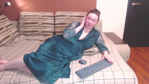 Louise Love online show from 15, 12, 2024