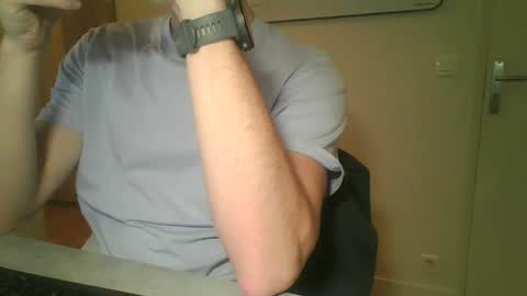 Snapshot of loulou13013 chatting on 11, 3, 2025 Loulou online show from 11, 3, 2025