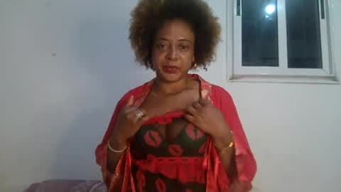Snapshot of louna80819 chatting on 4, 8, 2026 louna80819 online show from 4, 8, 2026