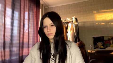 Elfie online show from 12, 3, 2026