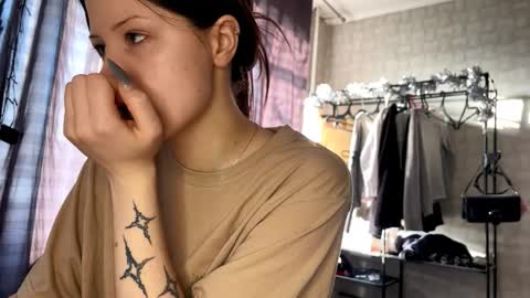 Elfie online show from 30, 3, 2026