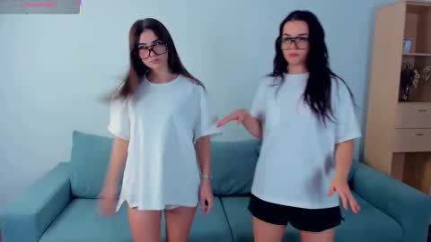 Brook and Del online show from 9, 10, 2025