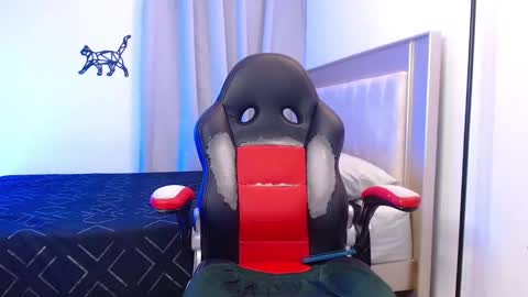 Snapshot of loushd chatting on 13, 9, 2025 Lous HD online show from 13, 9, 2025