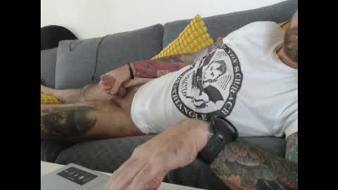 Guapito online show from 21, 9, 2025