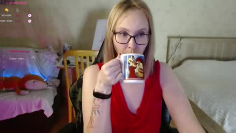 Snapshot of love_agatha chatting on 25, 10, 2025 Agatha online show from 25, 10, 2025