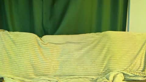 Cute face online show from 26, 3, 2026