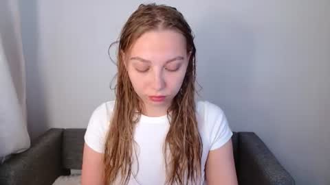 love bella  online show from 30, 6, 2026