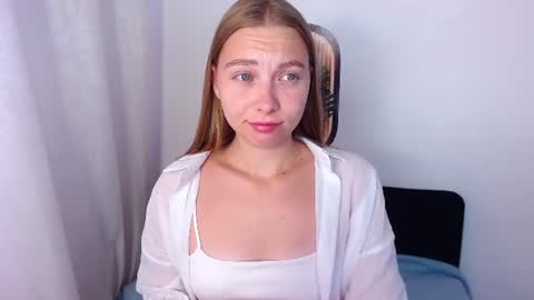 love bella  online show from 14, 7, 2026