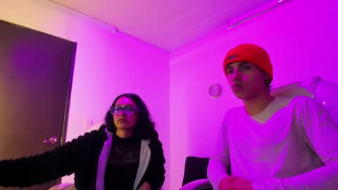 Snapshot of love_cuckold chatting on 28, 4, 2026 Cuck and Hotwife online show from 28, 4, 2026