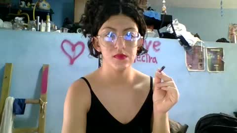 Snapshot of love_electra chatting on 14, 10, 2025 love_electra online show from 14, 10, 2025