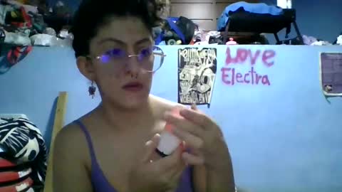 Snapshot of love_electra chatting on 23, 10, 2025 love_electra online show from 23, 10, 2025