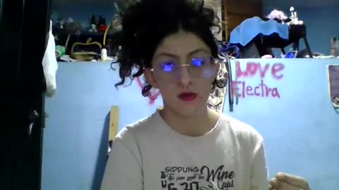 Snapshot of love_electra chatting on 27, 11, 2025 love_electra online show from 27, 11, 2025