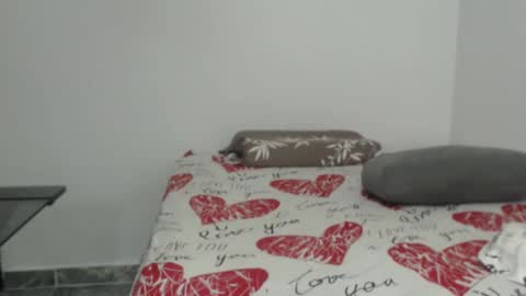 Snapshot of love_gatubela chatting on 19, 1, 2025 Nina online show from 19, 1, 2025