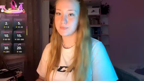 Snapshot of love_haven chatting on 19, 9, 2025 Megan online show from 19, 9, 2025