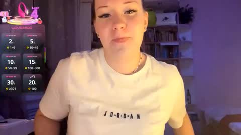 Snapshot of love_haven chatting on 22, 9, 2025 Megan online show from 22, 9, 2025