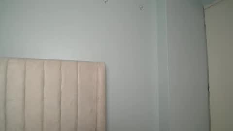 Snapshot of love_miah chatting on 13, 9, 2025 Miah online show from 13, 9, 2025