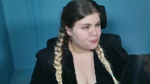 Snapshot of love_wiggy18 chatting on 19, 4, 2026 Ally online show from 19, 4, 2026