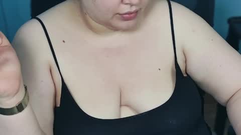 Snapshot of love_wiggy18 chatting on 15, 5, 2026 Ally online show from 15, 5, 2026