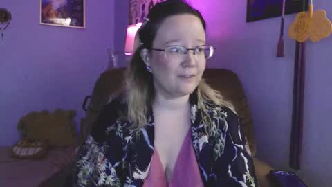 love_you_julia online show from 19, 9, 2025