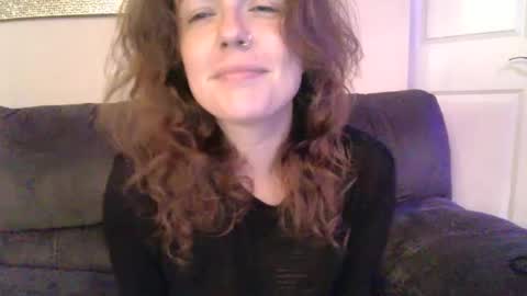 Snapshot of loveconnie chatting on 25, 9, 2025 Connie Rae online show from 25, 9, 2025