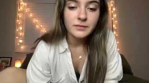 Olivia Rose online show from 2, 6, 2026