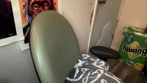 Ashley and Leon online show from 25, 4, 2026