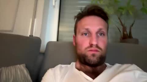 lovefuesse online show from 6, 3, 2026