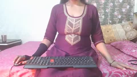 Divya online show from 3, 3, 2025