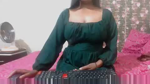 Divya online show from 4, 3, 2025