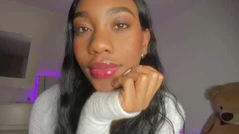 Snapshot of loveit_hermione chatting on 26, 12, 2024 Val online show from 26, 12, 2024
